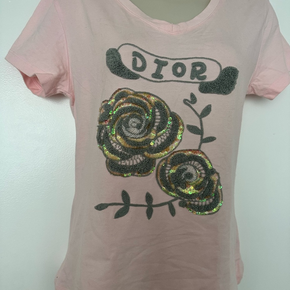 Dior Vintage Pink Tee with Sequined Rose Motif - Picture 9 of 14